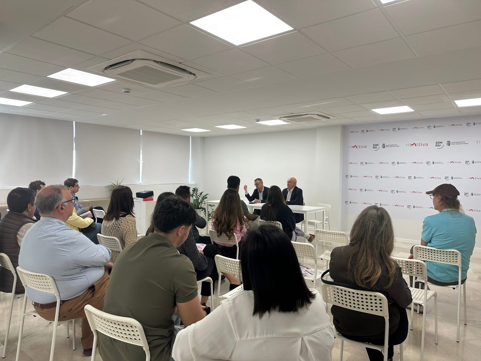 Ribactiva Empresas presenta “València Comparte Coche” para promover la movilidad sostenible