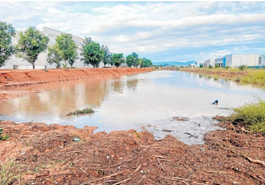 El Ayuntamiento de Riba-roja de Túria sigue reclamando la conexión de dos balsas de laminación.